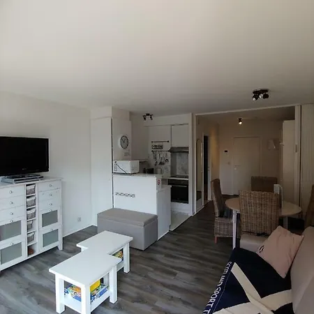 Studio Center Of W/parking & South Terrace