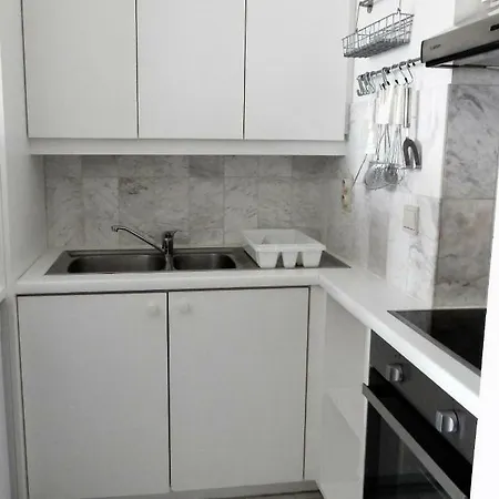 Appartement Studio Center Of W/parking & South Terrace *